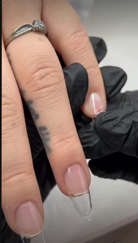 تركيب اظافر مع لون فرنسي او لون جل | Nail installation with French color or gel color